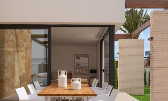 Obra nueva - Villa / Casa - Orihuela Costa