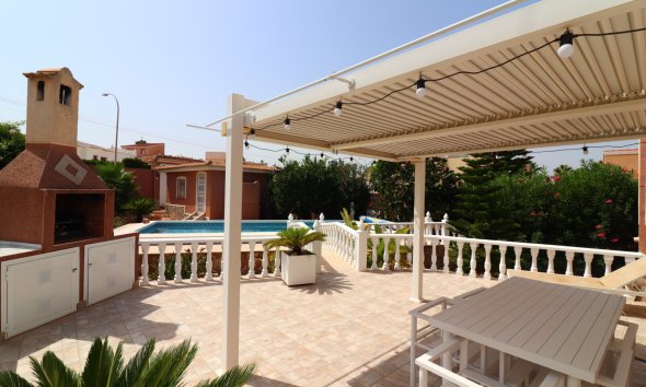 Reventa - Villa - Ciudad Quesada - La Fiesta