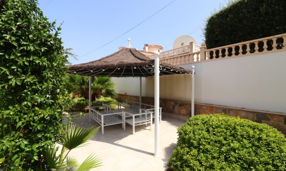 Reventa - Villa - Ciudad Quesada - La Fiesta