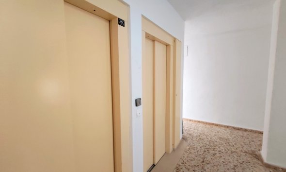 Resale - Apartment - Orihuela Costa - La Zenia