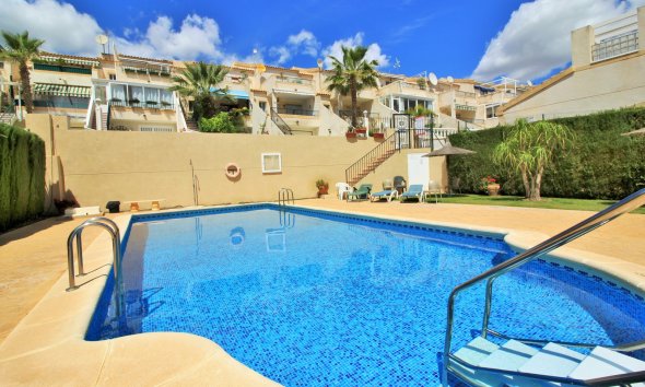 Resale - Terraced house / Townhouse - Orihuela Costa - Villamartín