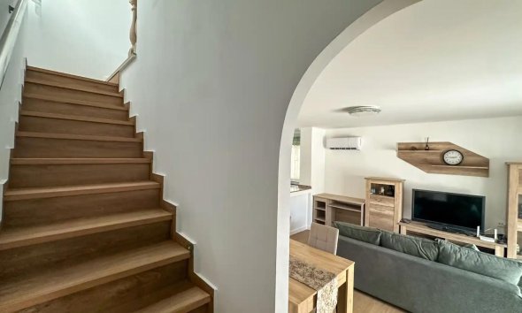 Reventa - Villa - San Miguel de Salinas - El Galán