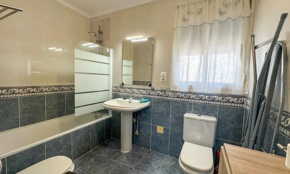 Reventa - Villa - San Miguel de Salinas - El Galán