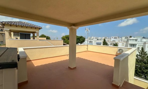 Reventa - Villa - San Miguel de Salinas - El Galán