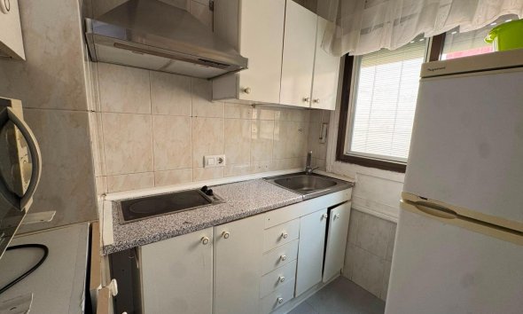Resale - Apartment - Torrevieja - Centro