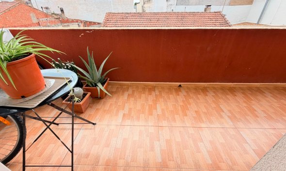 Reventa - Apartamento - Los Montesinos