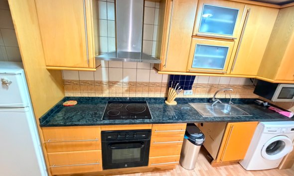 Reventa - Apartamento - Los Montesinos