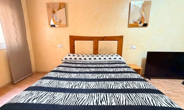 Reventa - Apartamento - Los Montesinos