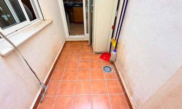 Reventa - Apartamento - Los Montesinos