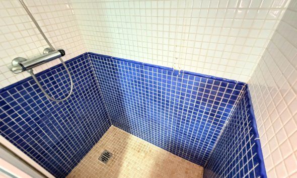 Reventa - Apartamento - Los Montesinos