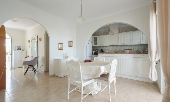 Resale - Townhouse / Terraced House - Ciudad Quesada