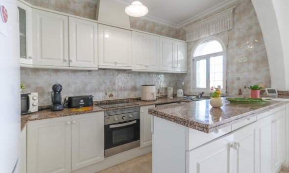 Resale - Townhouse / Terraced House - Ciudad Quesada
