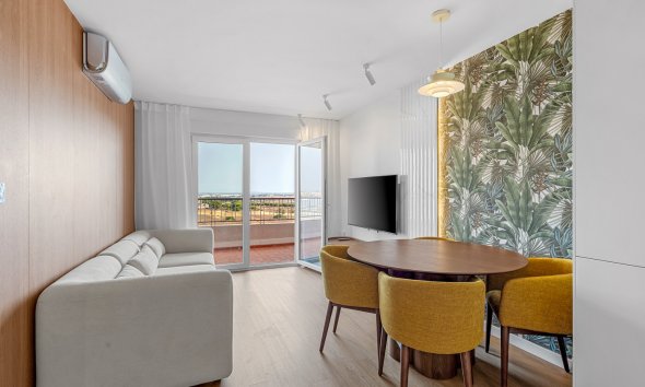 Resale - Apartment - Torrevieja - Punta Prima