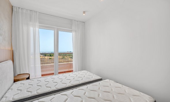 Resale - Apartment - Torrevieja - Punta Prima