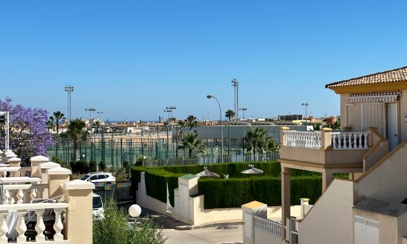 Resale - Apartment - Orihuela Costa - Playa Flamenca