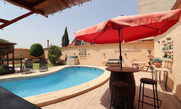 Resale - Villa - Benijofar