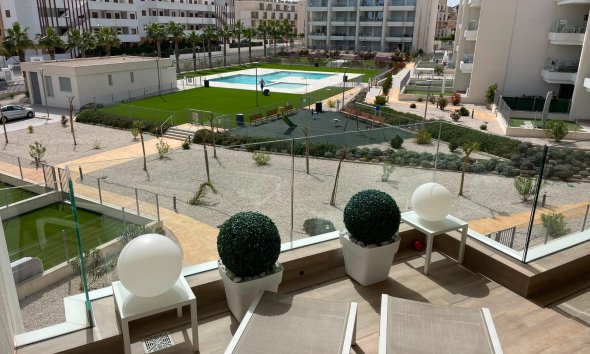 Resale - Apartment - Orihuela Costa