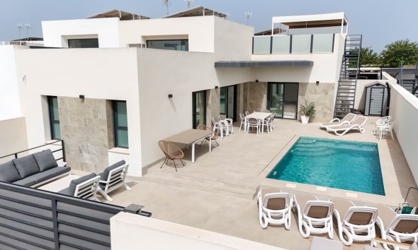 Reventa - Villa - Daya Nueva - Pueblo