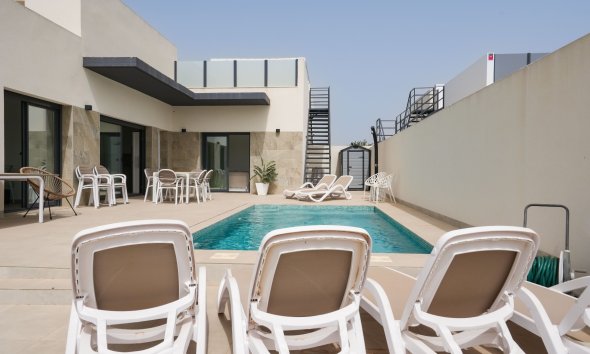 Reventa - Villa - Daya Nueva - Pueblo