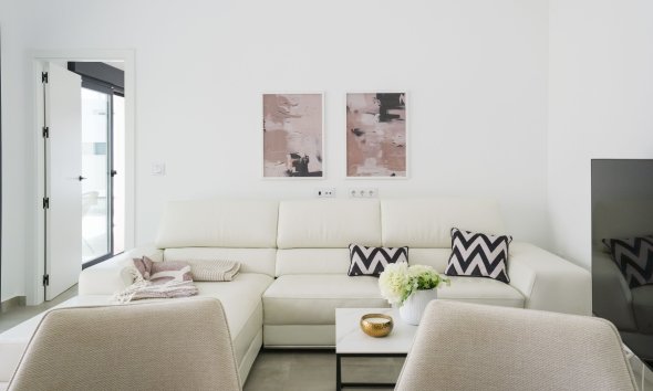 Reventa - Villa - Daya Nueva - Pueblo