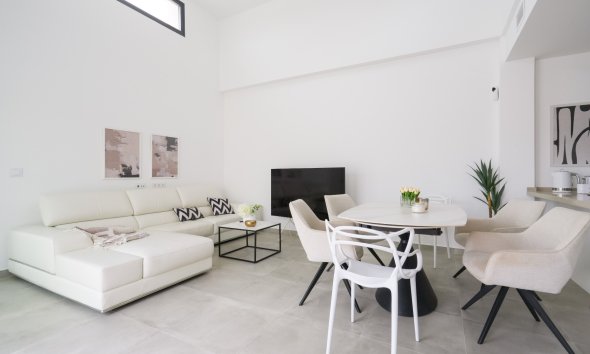 Reventa - Villa - Daya Nueva - Pueblo
