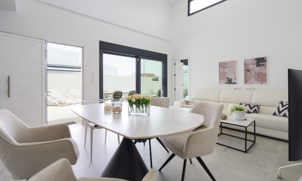 Reventa - Villa - Daya Nueva - Pueblo
