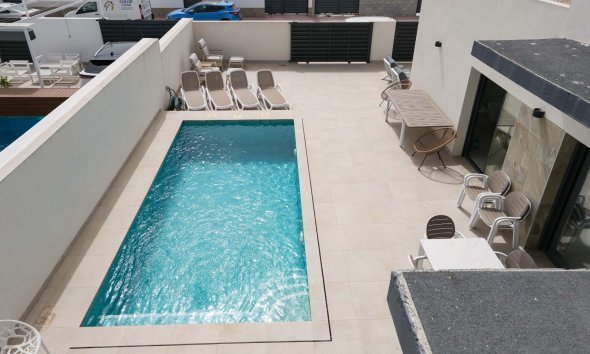 Reventa - Villa - Daya Nueva - Pueblo