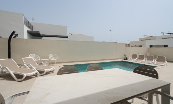 Reventa - Villa - Daya Nueva - Pueblo