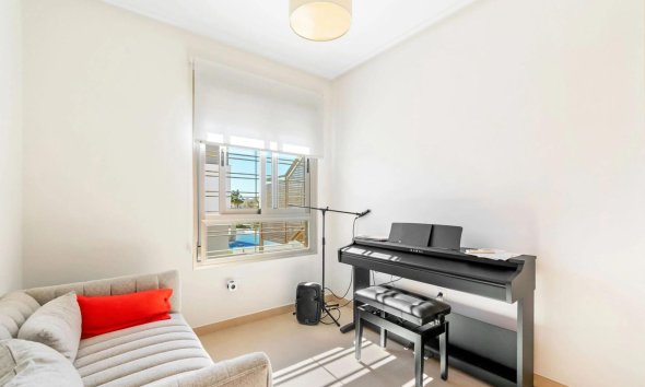 Resale - Apartment - Pilar de la Horadada - Torre de la Horadada