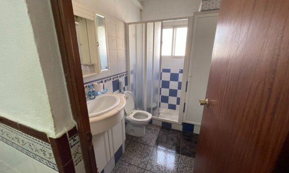 Resale - Villa - San Miguel de Salinas - pueblo