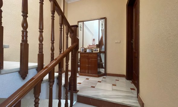 Resale - Villa - San Miguel de Salinas - pueblo