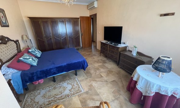 Resale - Villa - San Miguel de Salinas - pueblo