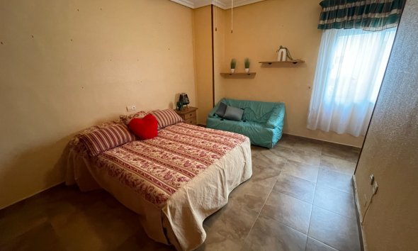 Resale - Villa - San Miguel de Salinas - pueblo