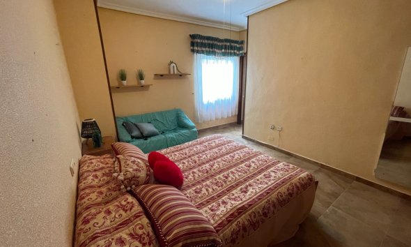 Resale - Villa - San Miguel de Salinas - pueblo