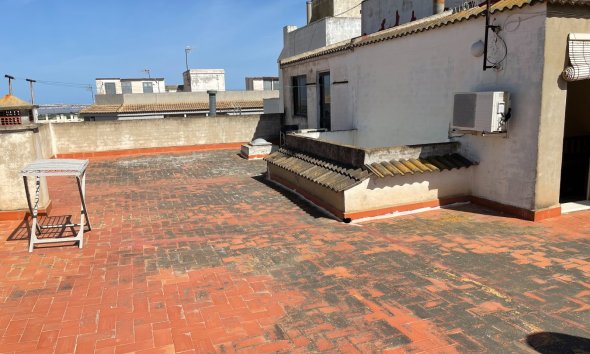 Resale - Villa - San Miguel de Salinas - pueblo