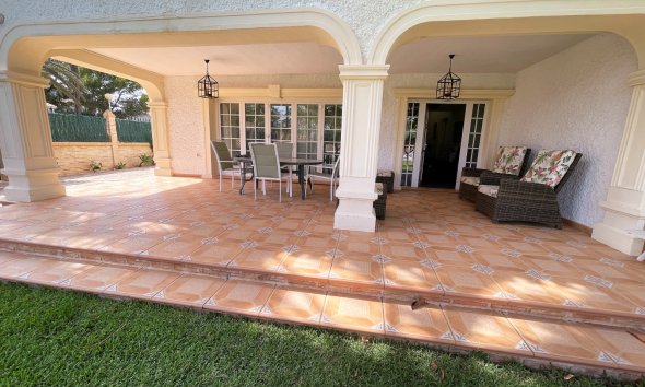 Resale - Villa - Orihuela Costa - Cabo Roig