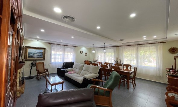 Resale - Villa - Orihuela Costa - Cabo Roig