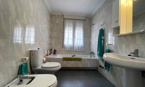 Resale - Villa - Orihuela Costa - Cabo Roig