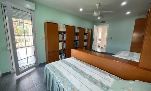 Resale - Villa - Orihuela Costa - Cabo Roig