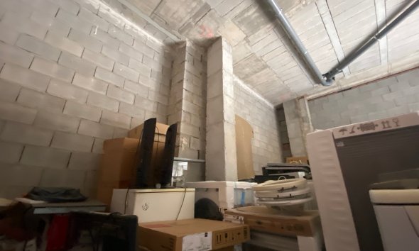 Resale - Commercial premises / Commercial unit / Retail space - Formentera del Segura - Formentera de Segura
