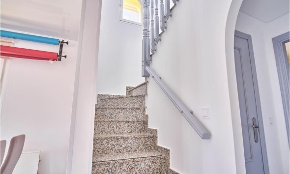 Resale - Villa - Los Montesinos - La Herrada