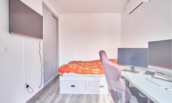 Resale - Villa - Los Montesinos - La Herrada