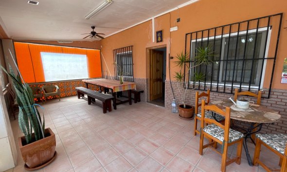 Resale - Villa - Guardamar del Segura - Valencian Community
