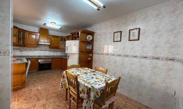 Resale - Terraced house / Townhouse - Formentera del Segura - Formentera de Segura