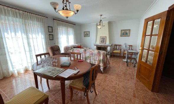 Resale - Terraced house / Townhouse - Formentera del Segura - Formentera de Segura