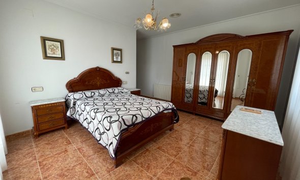 Resale - Terraced house / Townhouse - Formentera del Segura - Formentera de Segura