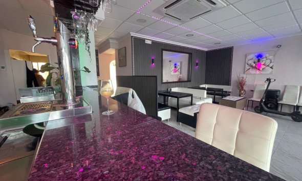 Reventa - Local Comercial - Torrevieia - Comunidad Valenciana