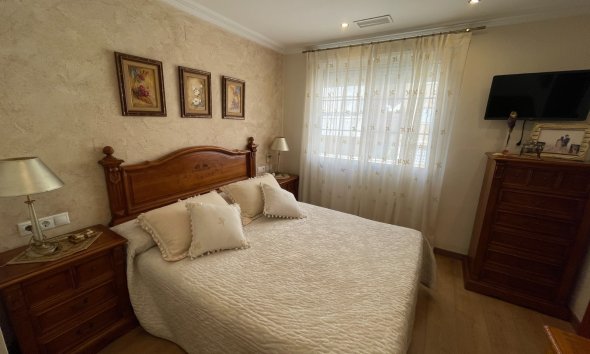 Reventa - Adosado - Elche - Center