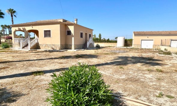 Reventa - Villa - Catral