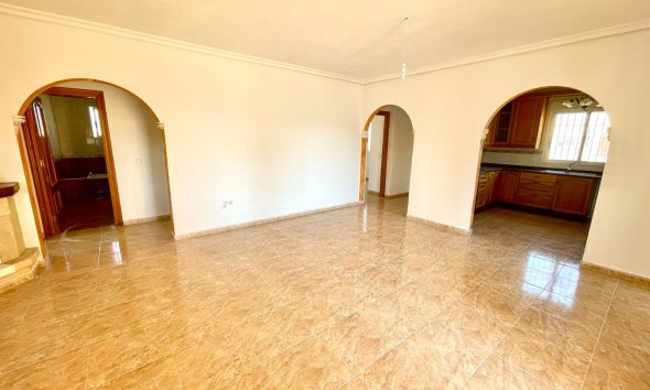Reventa - Villa - Catral